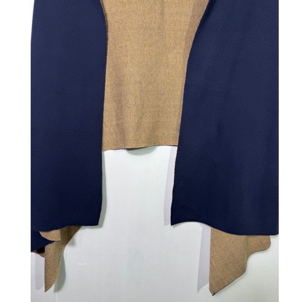 Chico's Reversible Travel Ruana Wrap Navy Blue/Tan One Size NWOT Minimalist Fall - Picture 2 of 12